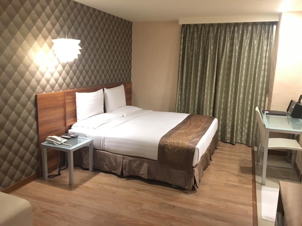T Hotel 高雄市 エクステリア 写真