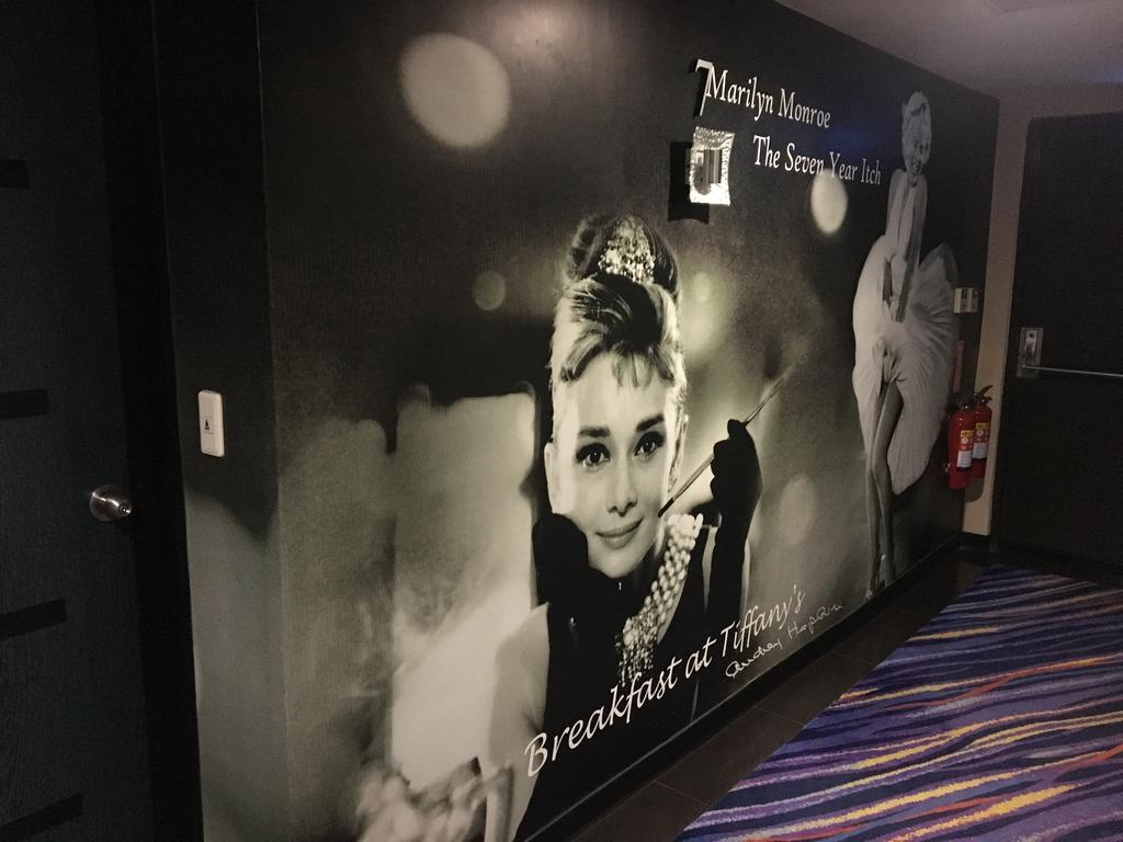 T Hotel 高雄市 エクステリア 写真