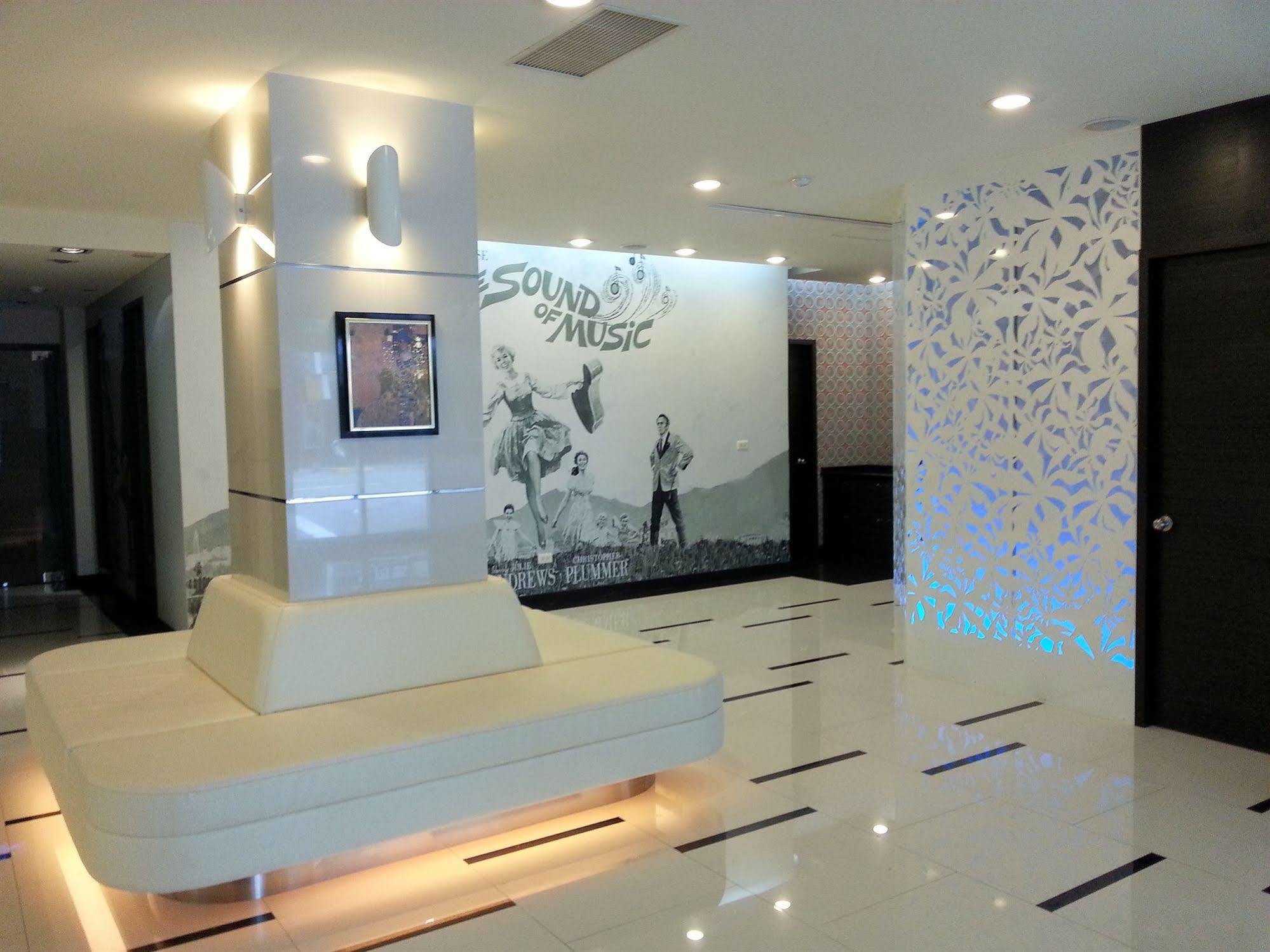 T Hotel 高雄市 エクステリア 写真
