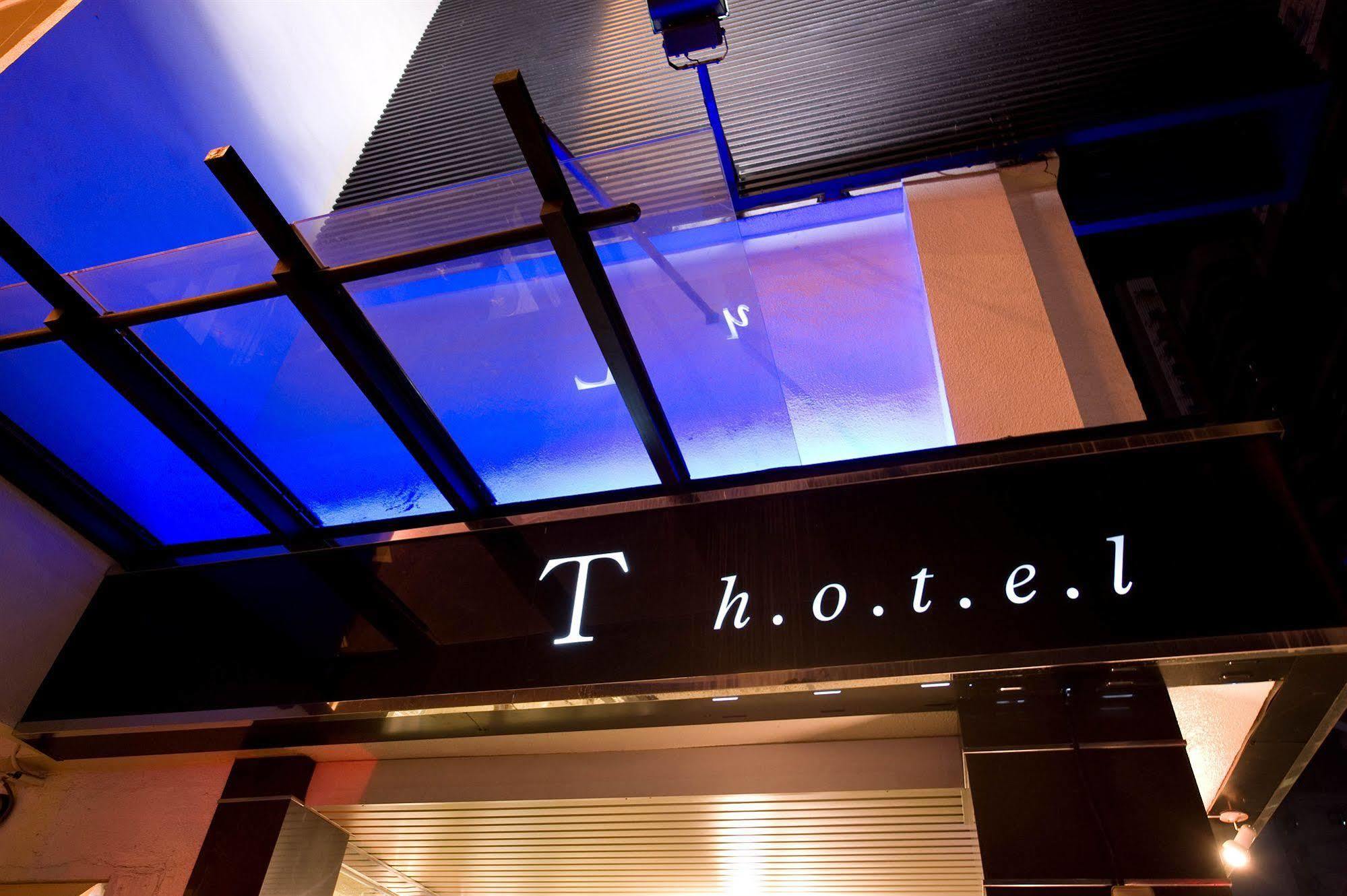 T Hotel 高雄市 エクステリア 写真